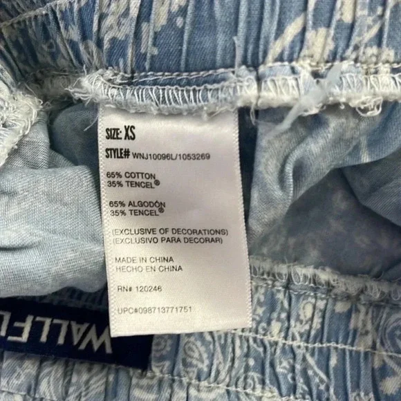 Wallflower Juniors Printed Shorts Sammy Blue Size XS - Picture 9 of 11